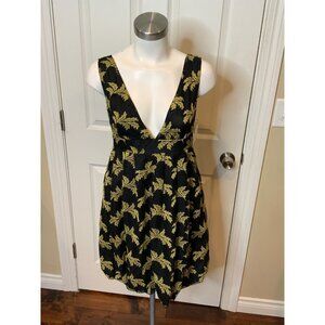 See By Chloe Black & Gold Leaf Foliage V-Neck Babydoll Dress Size 4 | 40
